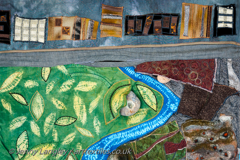 Detail of the street and the start of the river.